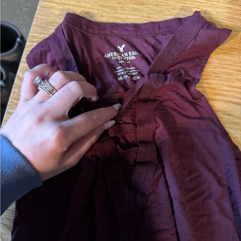 Extra small American Eagle maroon tank top
